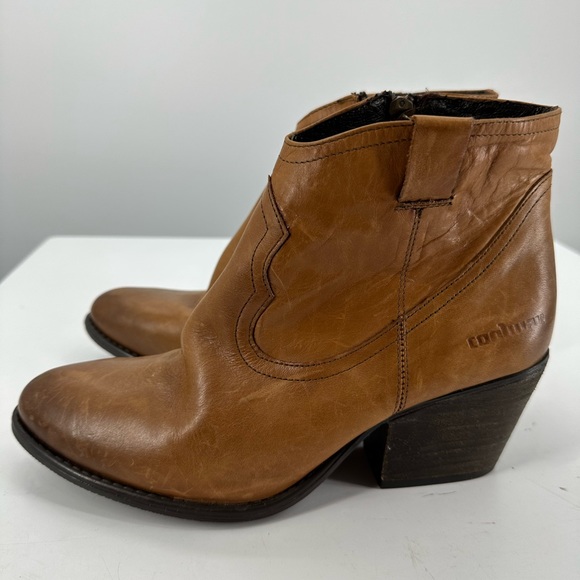 Coolway Shoes - Coolway Brown Tan Leather Booties Womens 7 Chunky Heel
